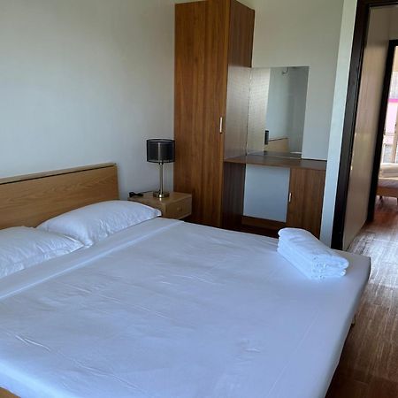 Easy Apt Suva Luaran gambar