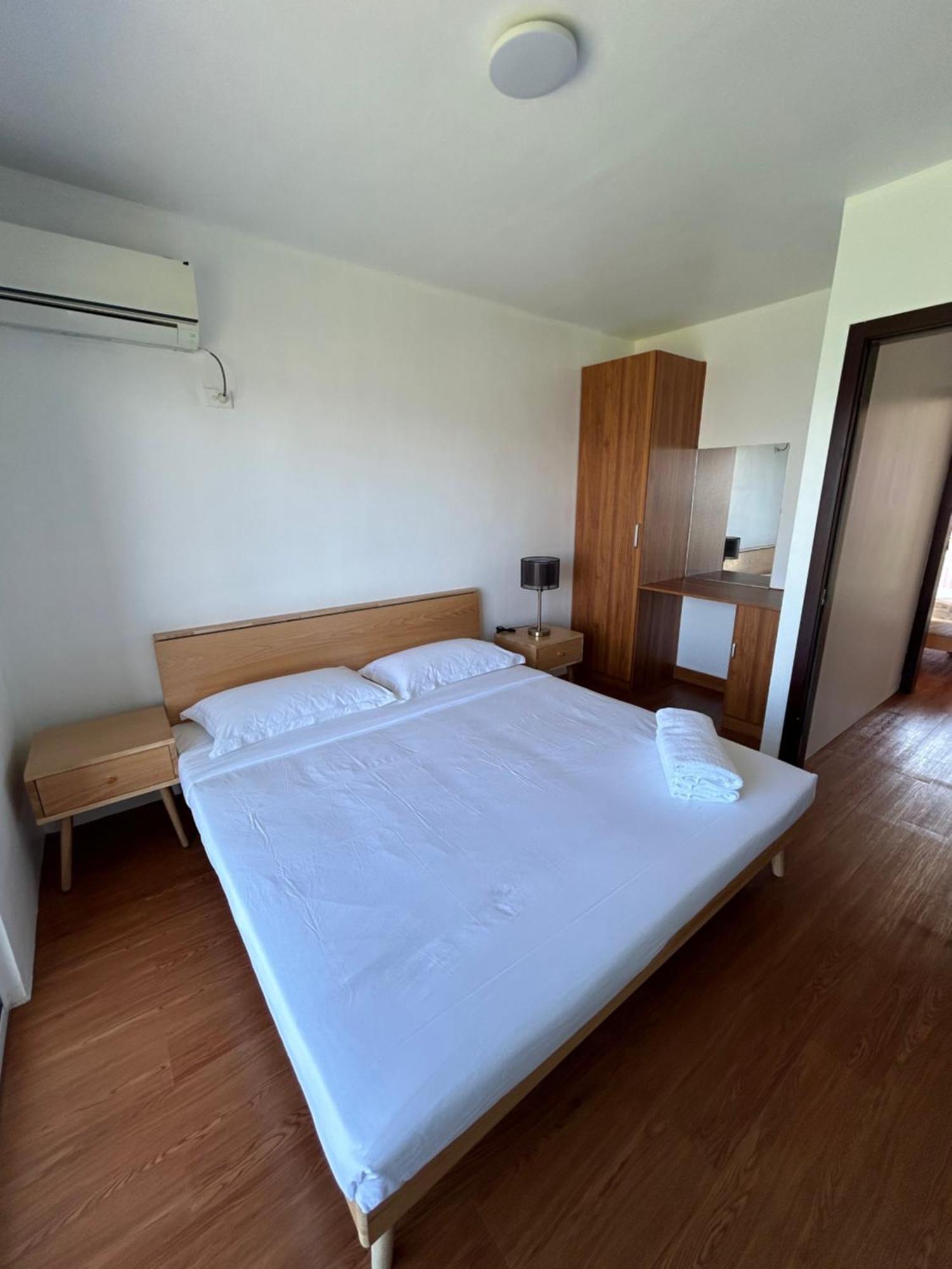 Easy Apt Suva Luaran gambar